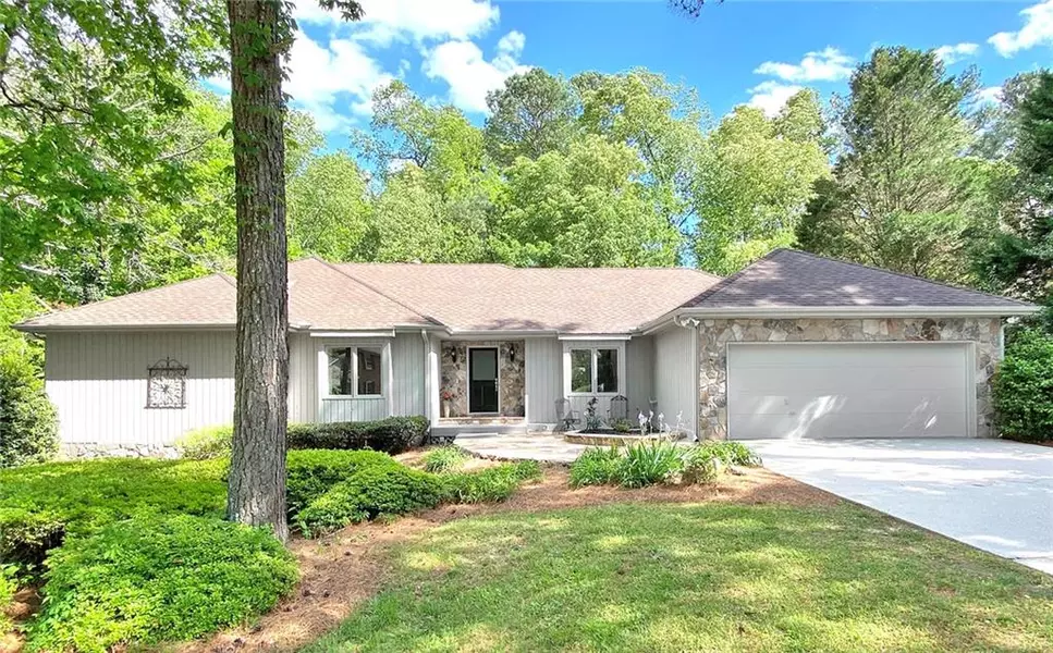 10525 Turner RD, Roswell, GA 30076