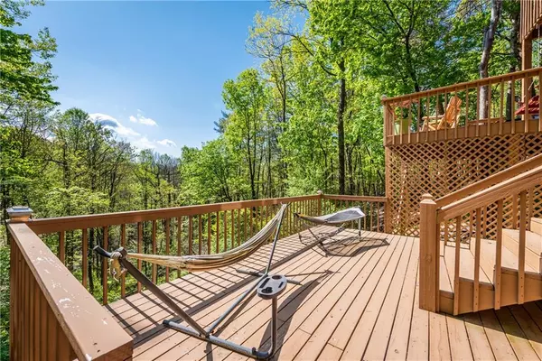 Ellijay, GA 30540,204 Hunterhill WAY