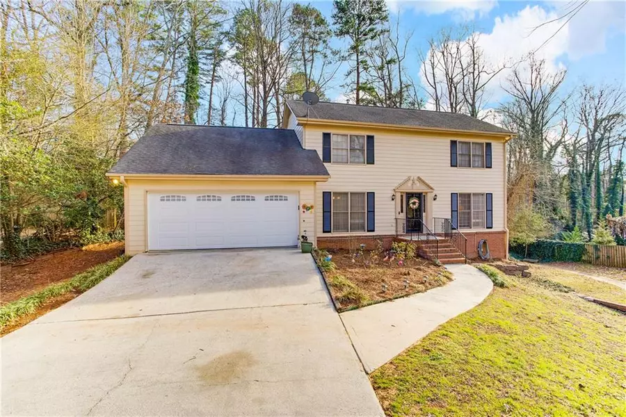 5671 Shadow View, Stone Mountain, GA 30087