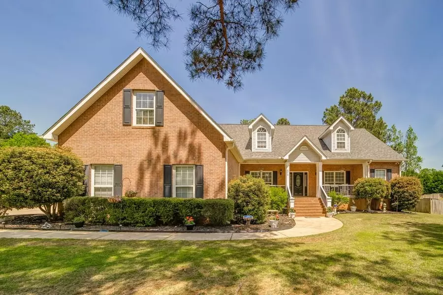 6015 Jonathan LN, Mcdonough, GA 30252