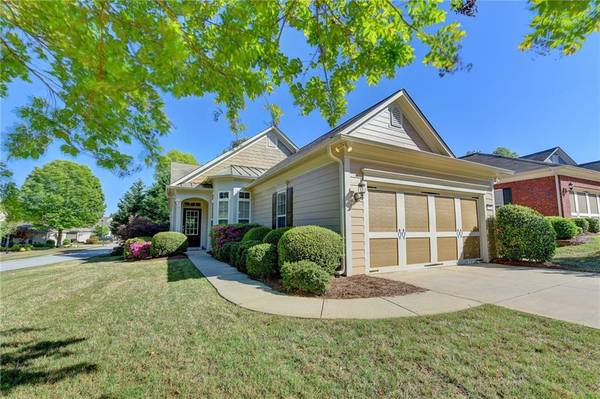 6303 Bald Mountain LN, Hoschton, GA 30548