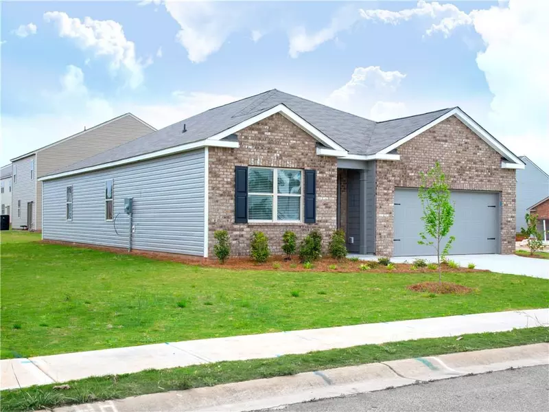 421 Emporia LOOP, Mcdonough, GA 30253