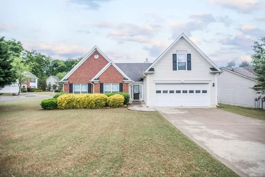 3187 Victoria Park LN NE, Buford, GA 30519