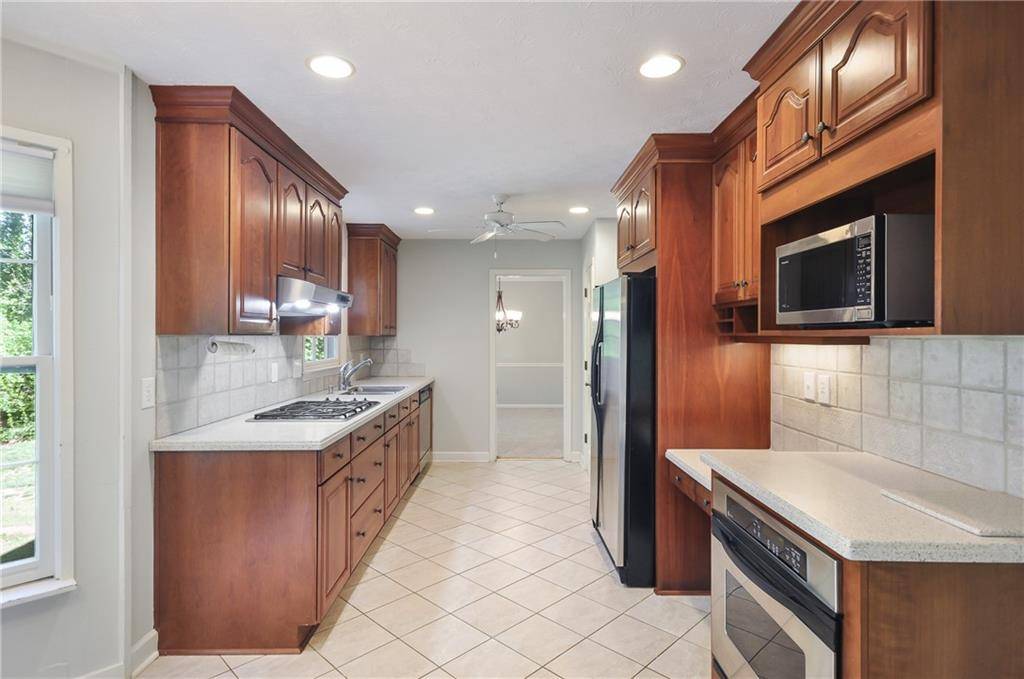 Atlanta, GA 30340,2850 Thornridge LN