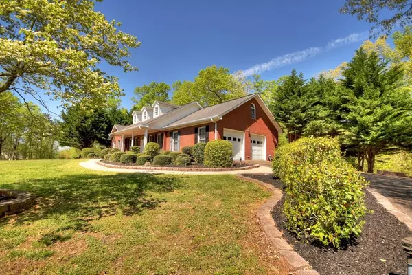 Ellijay, GA 30540,309 Leonard Evans RD