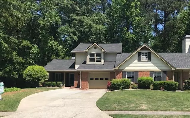 6 Dover TRL, Peachtree City, GA 30269