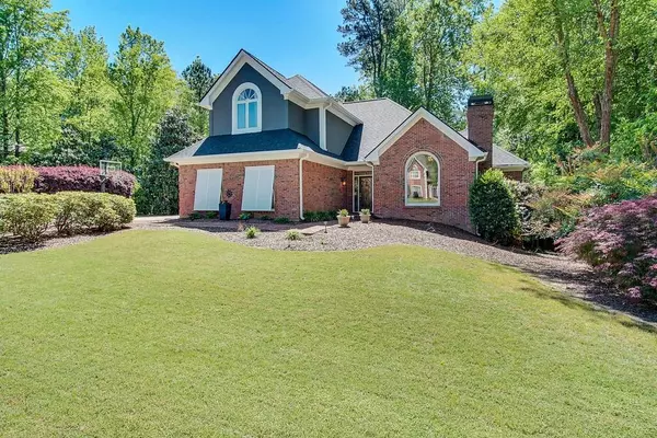 9215 Prestwick Club DR, Johns Creek, GA 30097