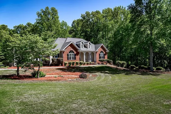 4555 Blooming WAY, Flowery Branch, GA 30542