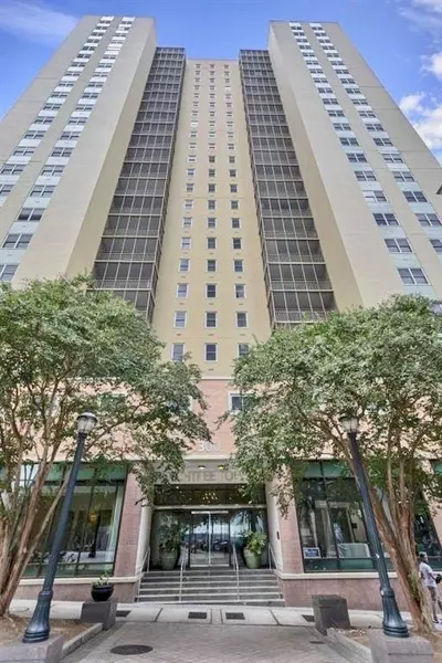 300 W Peachtree St 23 G, Atlanta, GA 30308