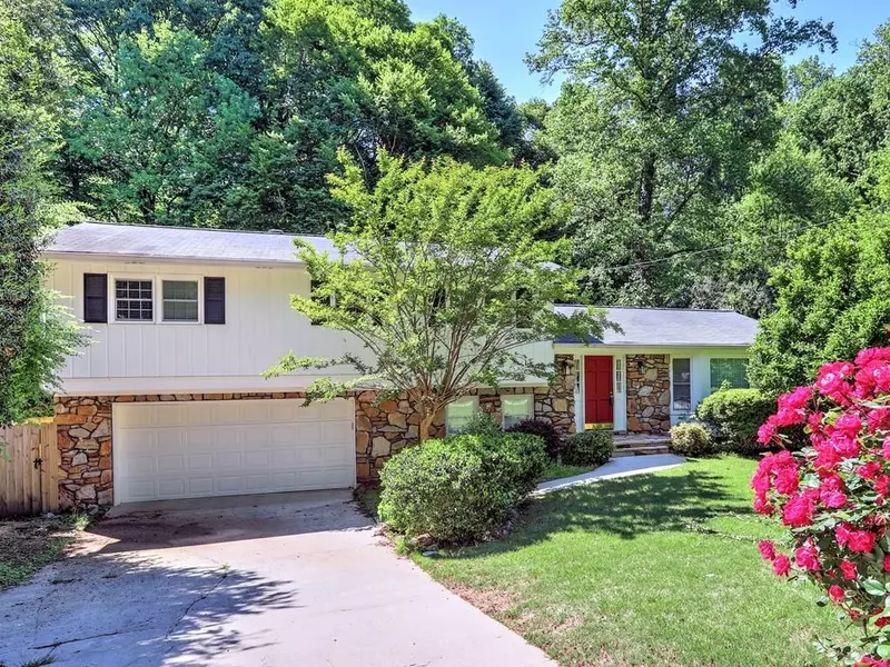 4412 Stonington CIR, Dunwoody, GA 30338