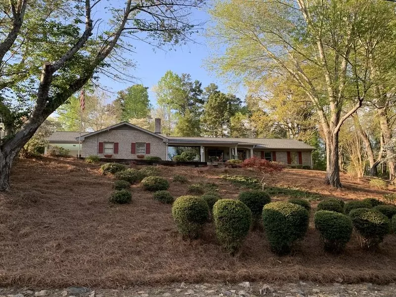 8240 Dogwood TRL, Cumming, GA 30041