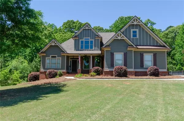 1404 Fairwinds CT, Loganville, GA 30052