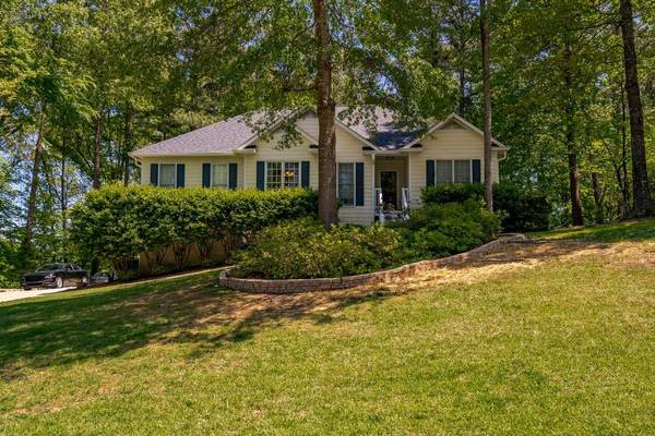 186 Sadler DR, Douglasville, GA 30134