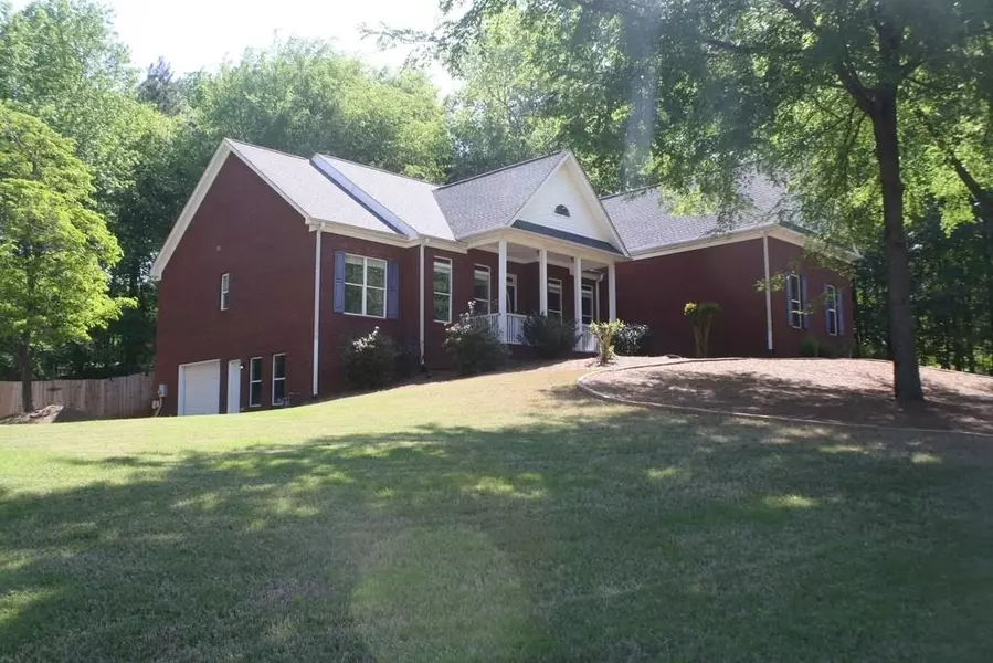 1273 Harvest LN, Hoschton, GA 30548