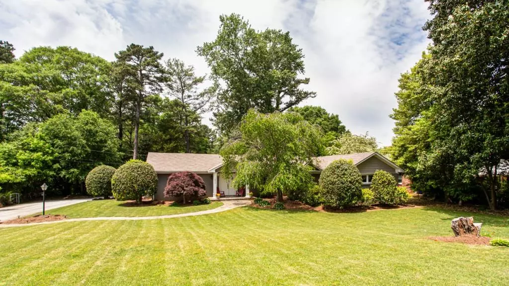 1632 Brockett RD, Tucker, GA 30084