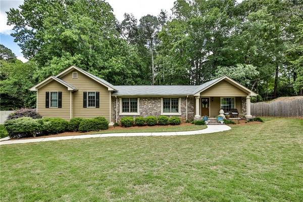 212 Doeskin LN, Smyrna, GA 30082