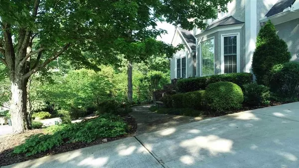 Woodstock, GA 30189,920 Laurel Crest DR
