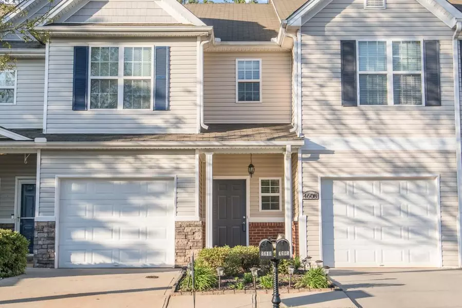 4608 Beacon Ridge LN, Flowery Branch, GA 30542