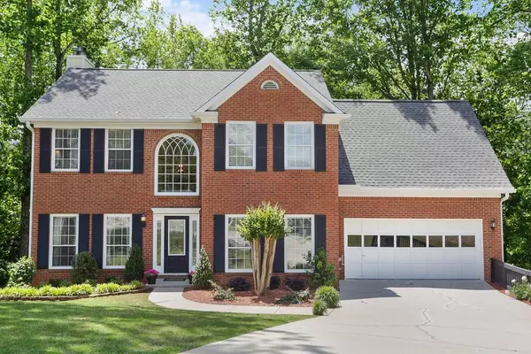 585 Creek Landing LN, Alpharetta, GA 30005