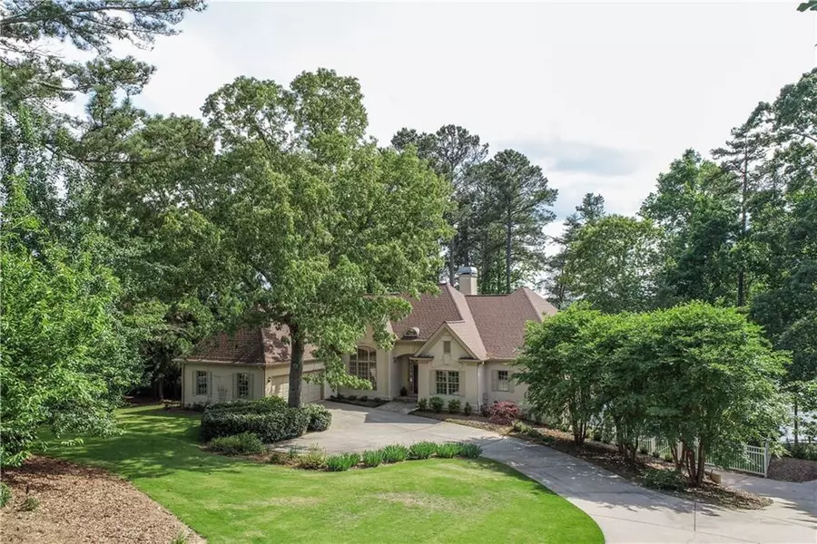 6723 Summer Crest CT, Flowery Branch, GA 30542