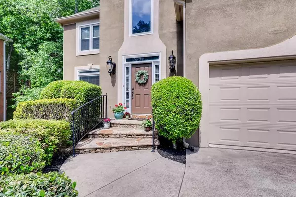 Alpharetta, GA 30005,6190 Water Lilly DR