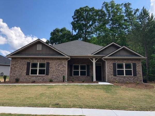 523 Brooks Village DR, Pendergrass, GA 30567