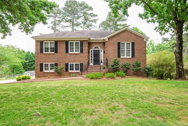 1360 MIDDLEBURG HUNT, Lawrenceville, GA 30043