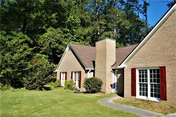 Marietta, GA 30064,860 Trailside LN SW