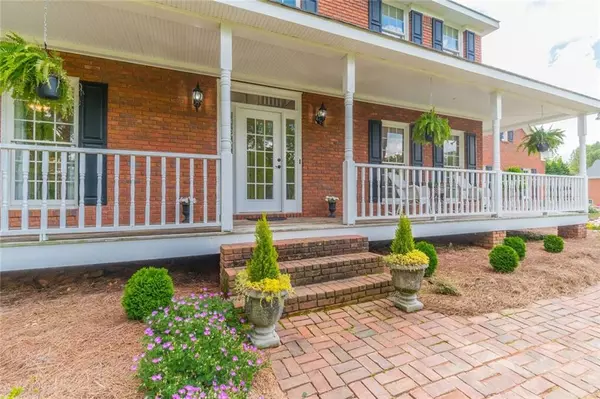Alpharetta, GA 30004,2104 Wilkie RD