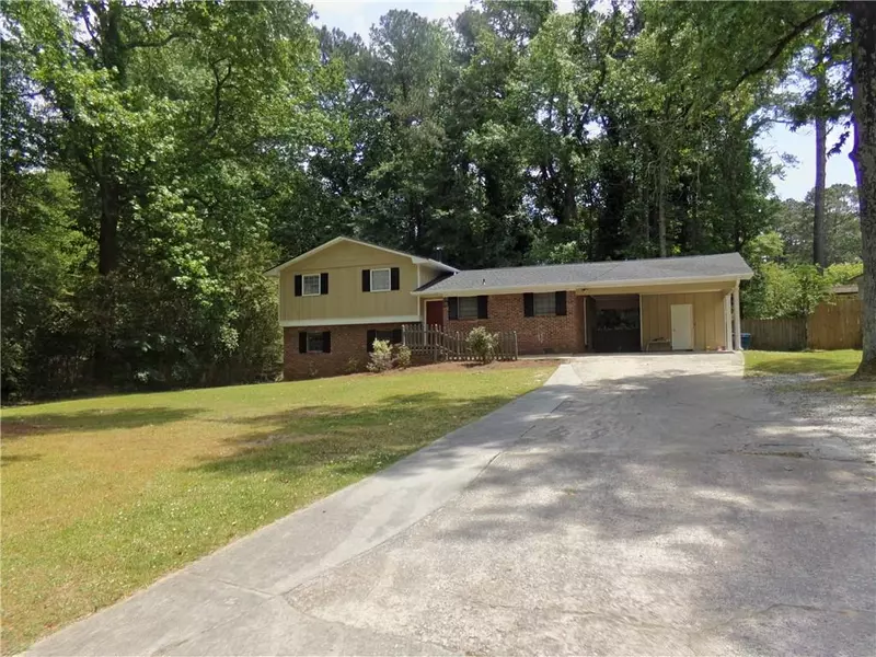 6006 Kingsbridge RD, Tucker, GA 30084