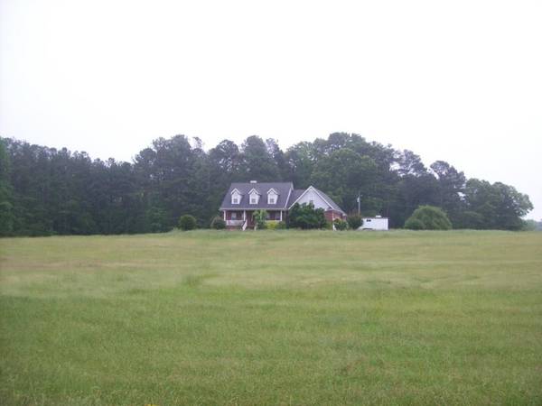 555 Pine Grove RD, Tallapoosa, GA 30176