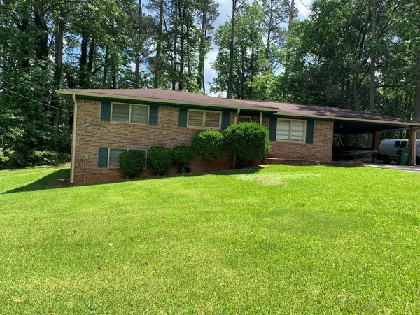 4062 Bouldercrest RD, Ellenwood, GA 30294