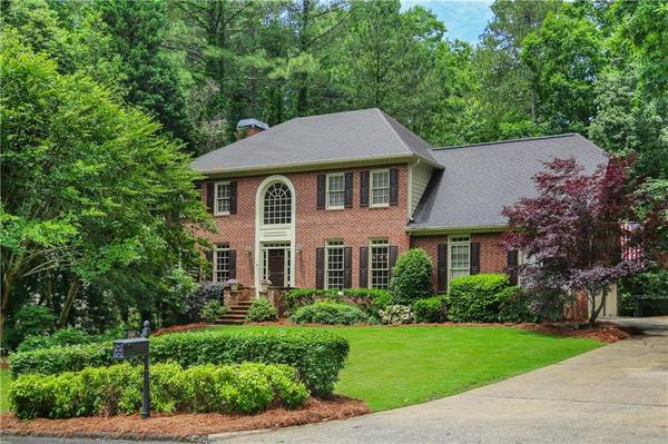 2180 Azalea DR, Roswell, GA 30075