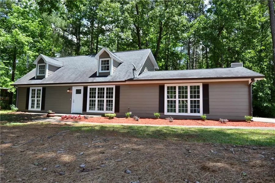 3598 River Hills DR, Ellenwood, GA 30294