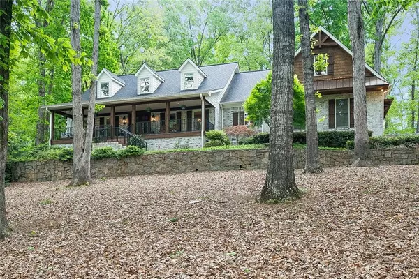 545 Dobbs RD, Woodstock, GA 30188