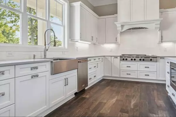 Atlanta, GA 30307,516 Candler Park DR NE