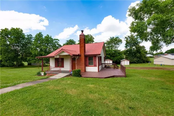 133 41st ST, Adairsville, GA 30103