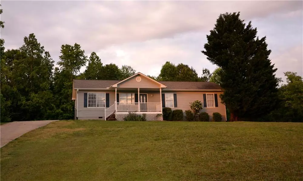 127 Dawson TRCE, Dawsonville, GA 30534