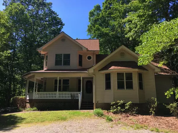 Dahlonega, GA 30533,94 Caroline CT