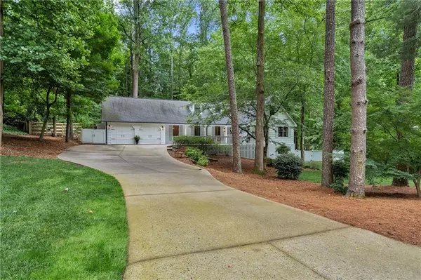 Roswell, GA 30075,650 Brandenburgh WAY