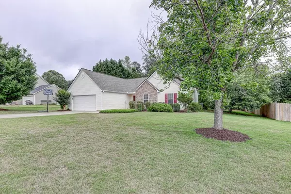 Loganville, GA 30052,707 MANOR RIDGE DR