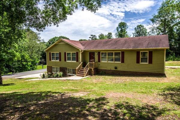 5 Ridgedale DR SE, Silver Creek, GA 30173