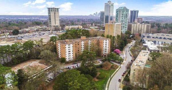 2965 Pharr Court South NW #102, Atlanta, GA 30305