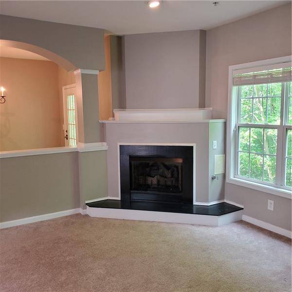 1422 Orchard Park DR, Stone Mountain, GA 30083