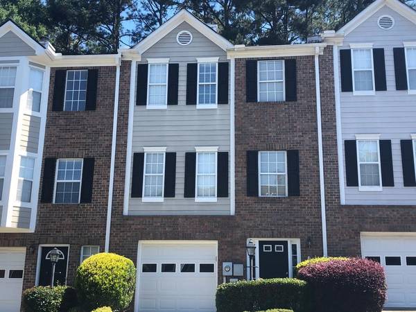 2112 Millgate LN, Buford, GA 30519