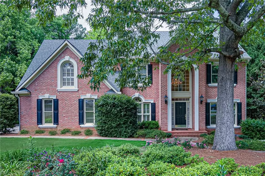 1055 Riceland CT, Roswell, GA 30075