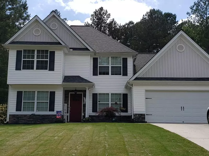 2337 Robin DR, Loganville, GA 30052