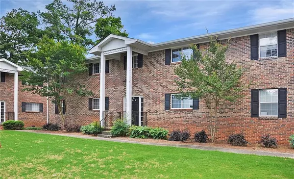 315 Hilderbrand DR #B3,  Sandy Springs,  GA 30328