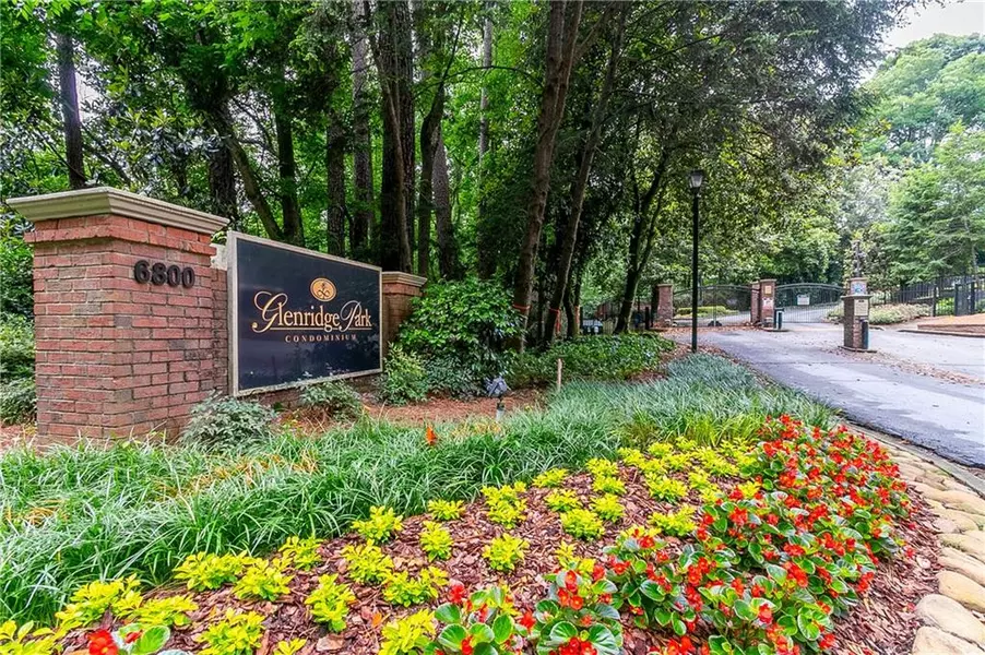 6824 Glenridge DR NE #E, Sandy Springs, GA 30328