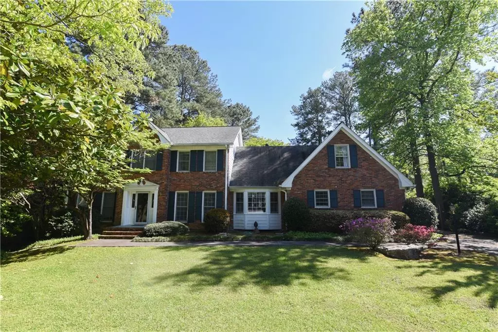 Dunwoody, GA 30338,1649 Shadow CT